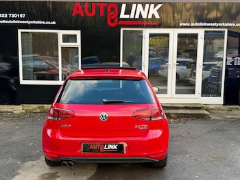 Used Volkswagen Golf 2013 for sale - 76957480: Photo