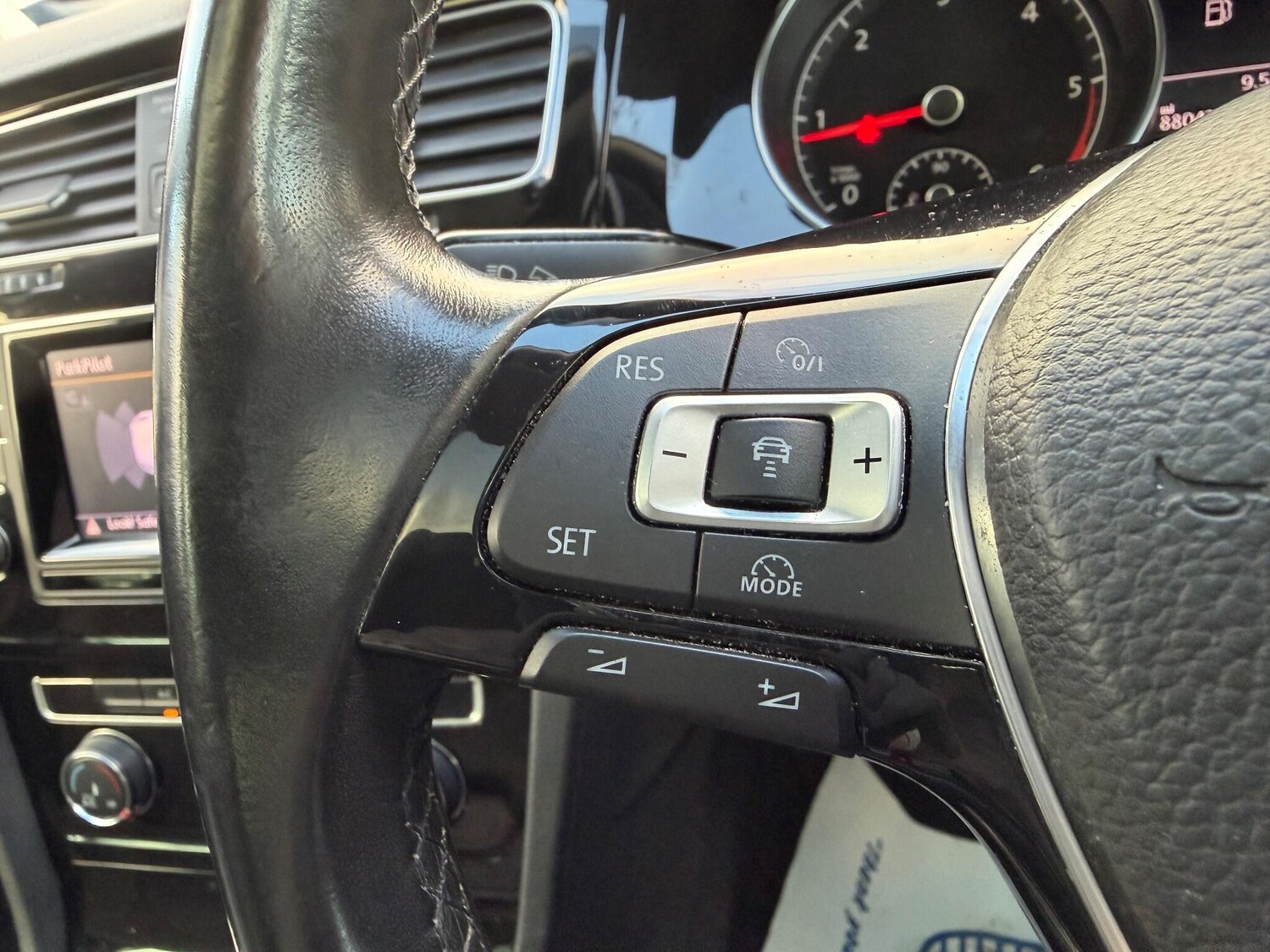 Used Volkswagen Golf 2013 for sale - 76957480: Photo 9