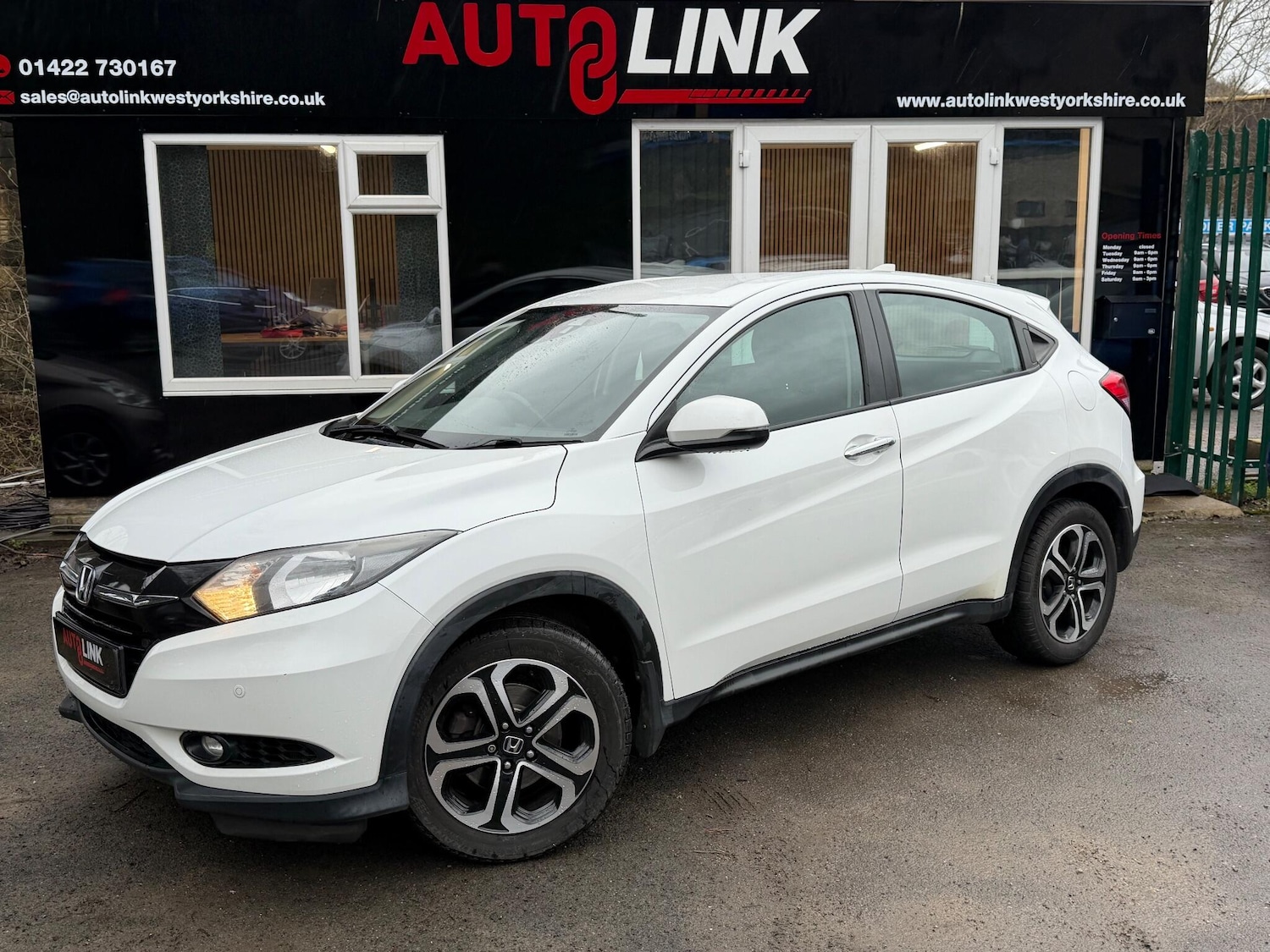 Used Honda HR-V 2016 for sale - 77156004: Photo 2
