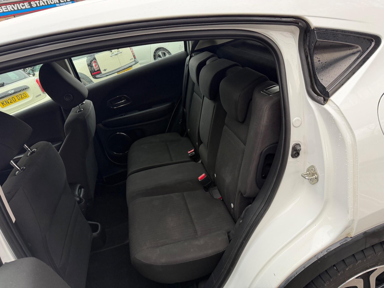 Used Honda HR-V 2016 for sale - 77156004: Photo 9