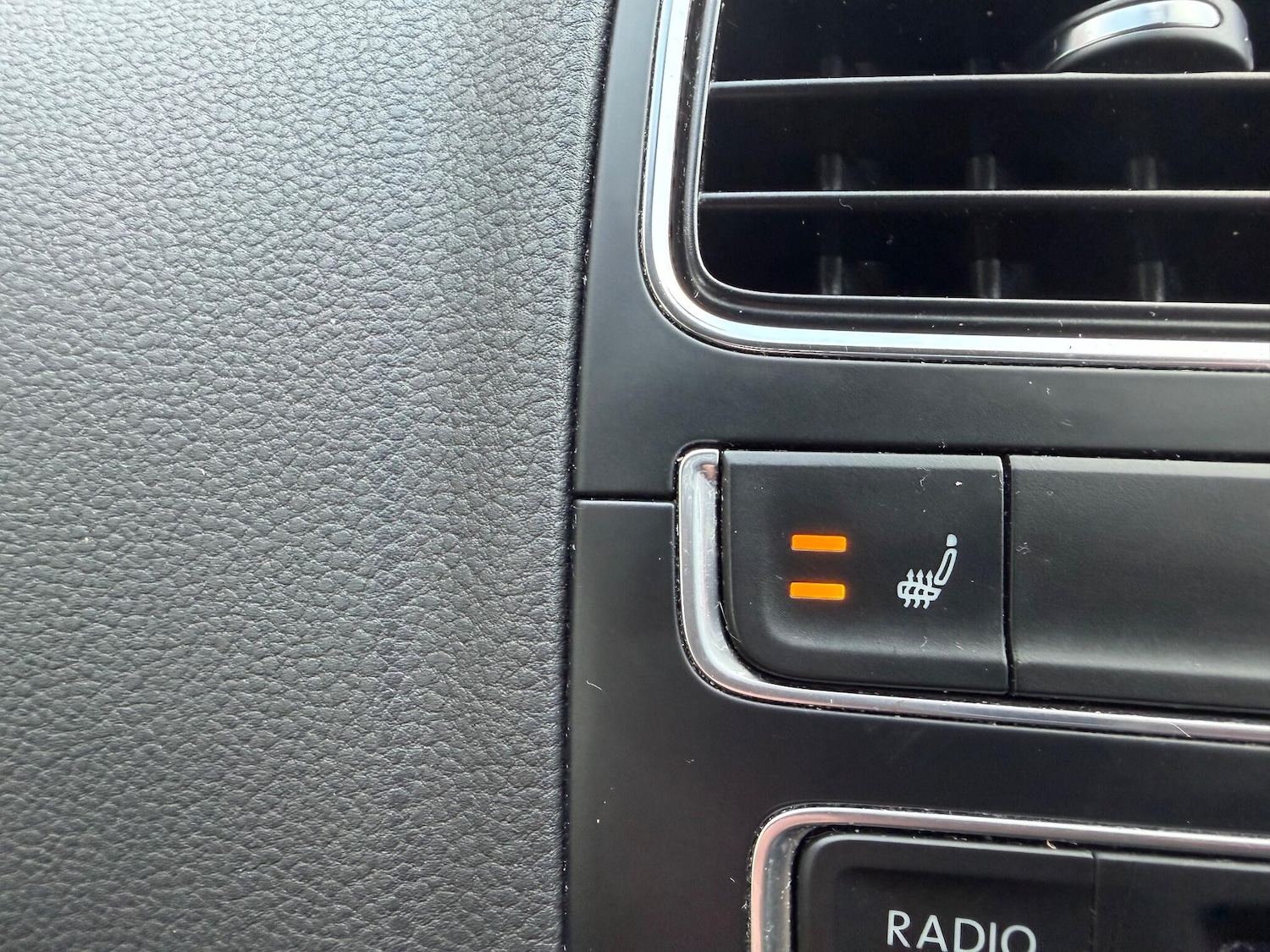 Used Volkswagen Polo 2015 for sale - 76957478: Photo 10