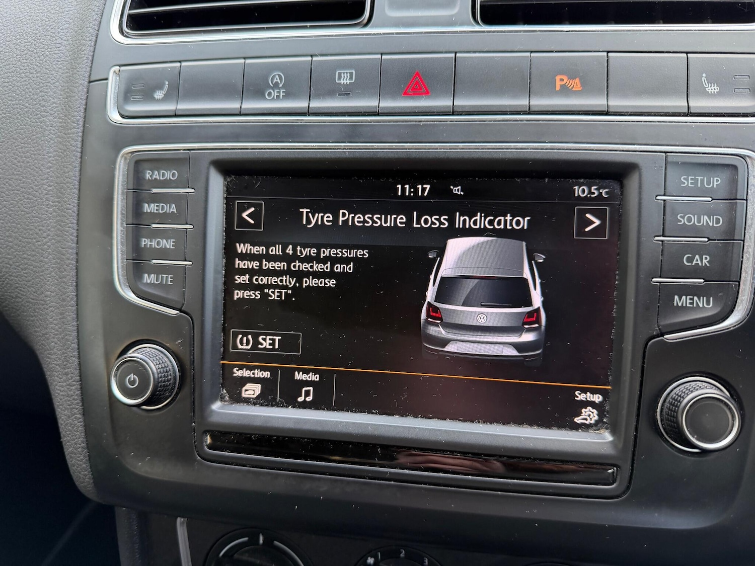 Used Volkswagen Polo 2015 for sale - 76957478: Photo 7