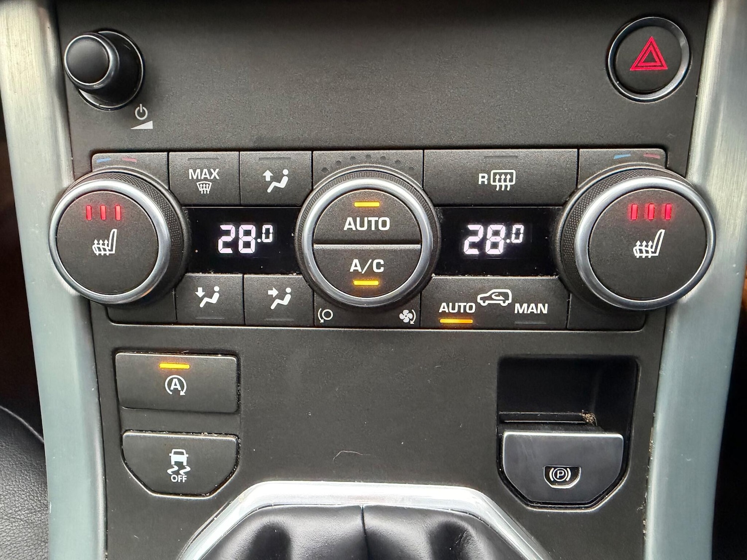 Used Land Rover Range Rover Evoque 2015 for sale - 77143288: Photo 12