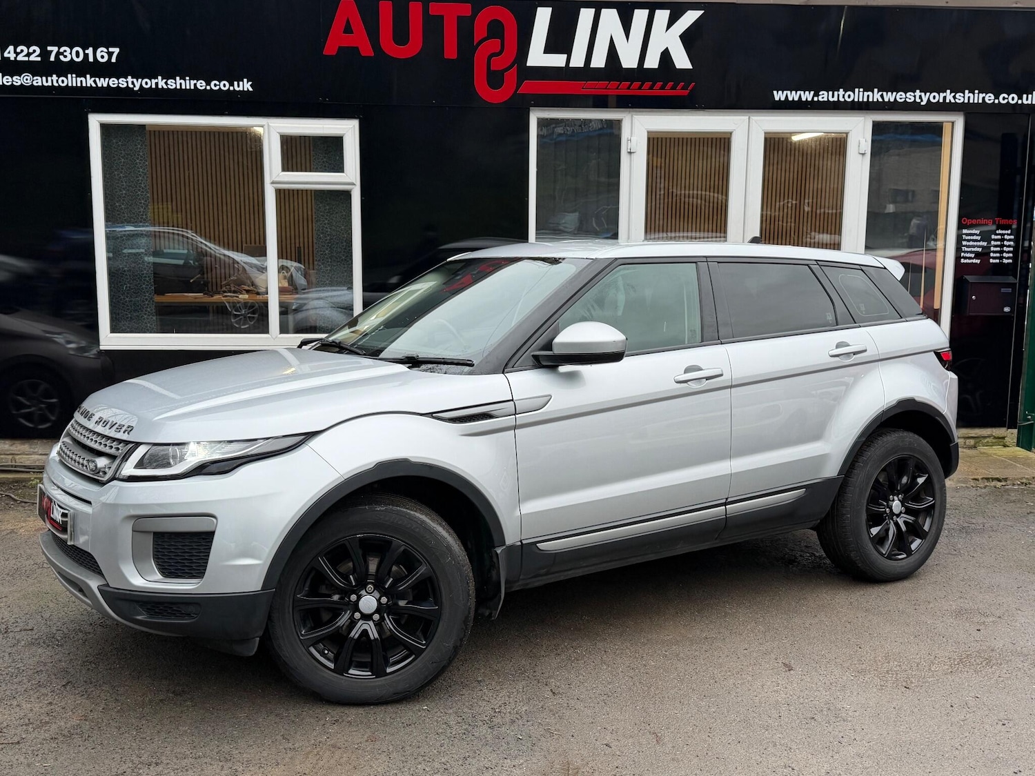 Used Land Rover Range Rover Evoque 2015 for sale - 77143288: Photo 2