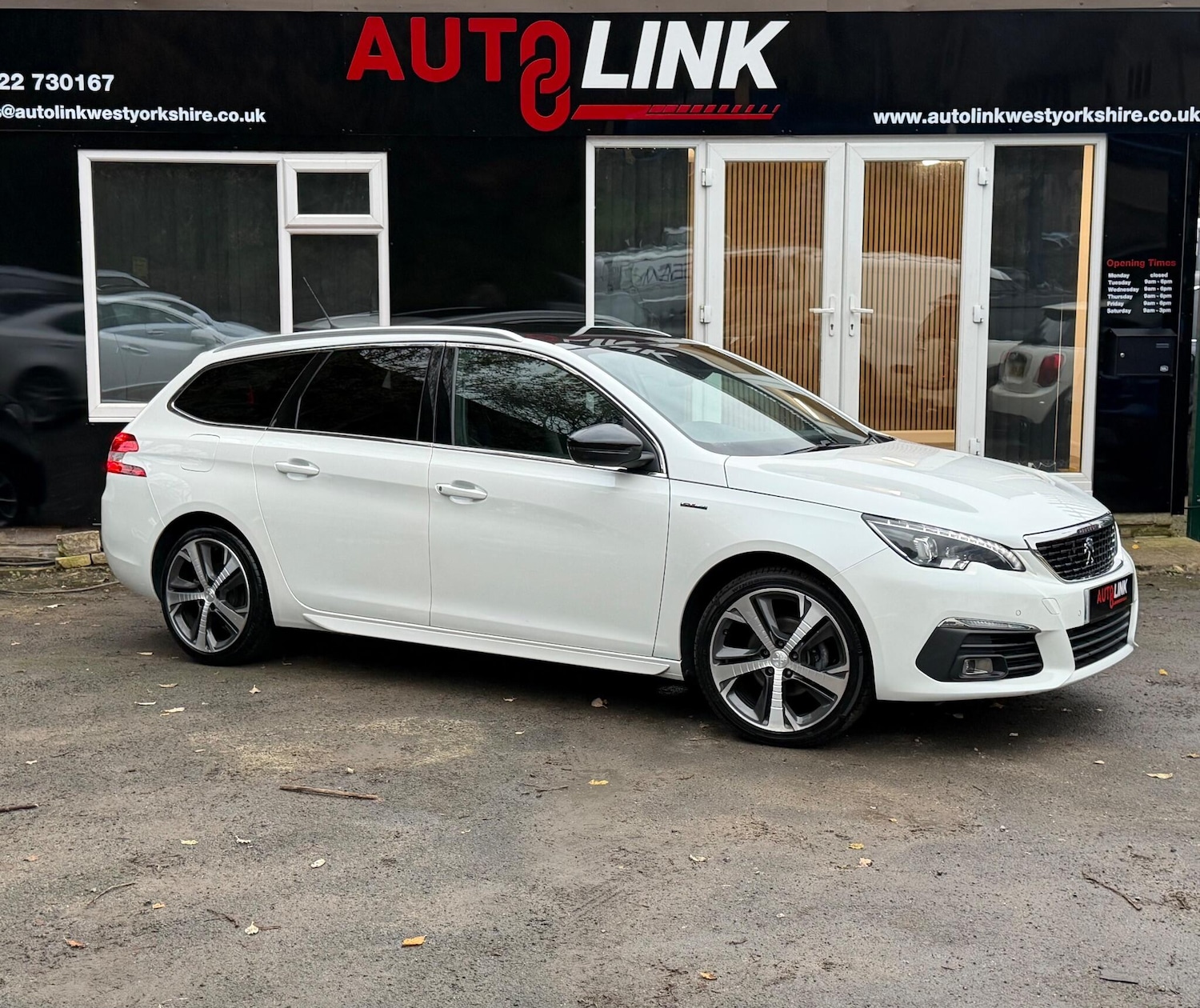 Used Peugeot 308 2018 for sale - 76957470: Photo 1