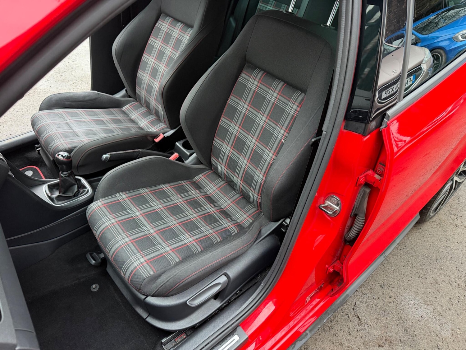 Used Volkswagen Polo 2016 for sale - 77214910: Photo 10