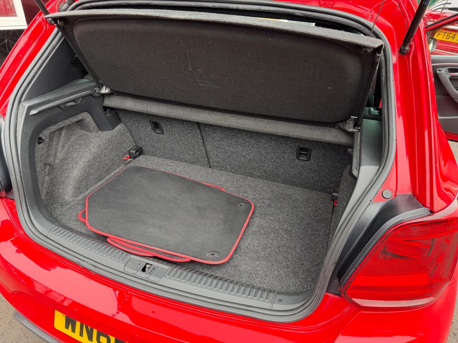 Used Volkswagen Polo 2016 for sale - 77214910: Photo 12