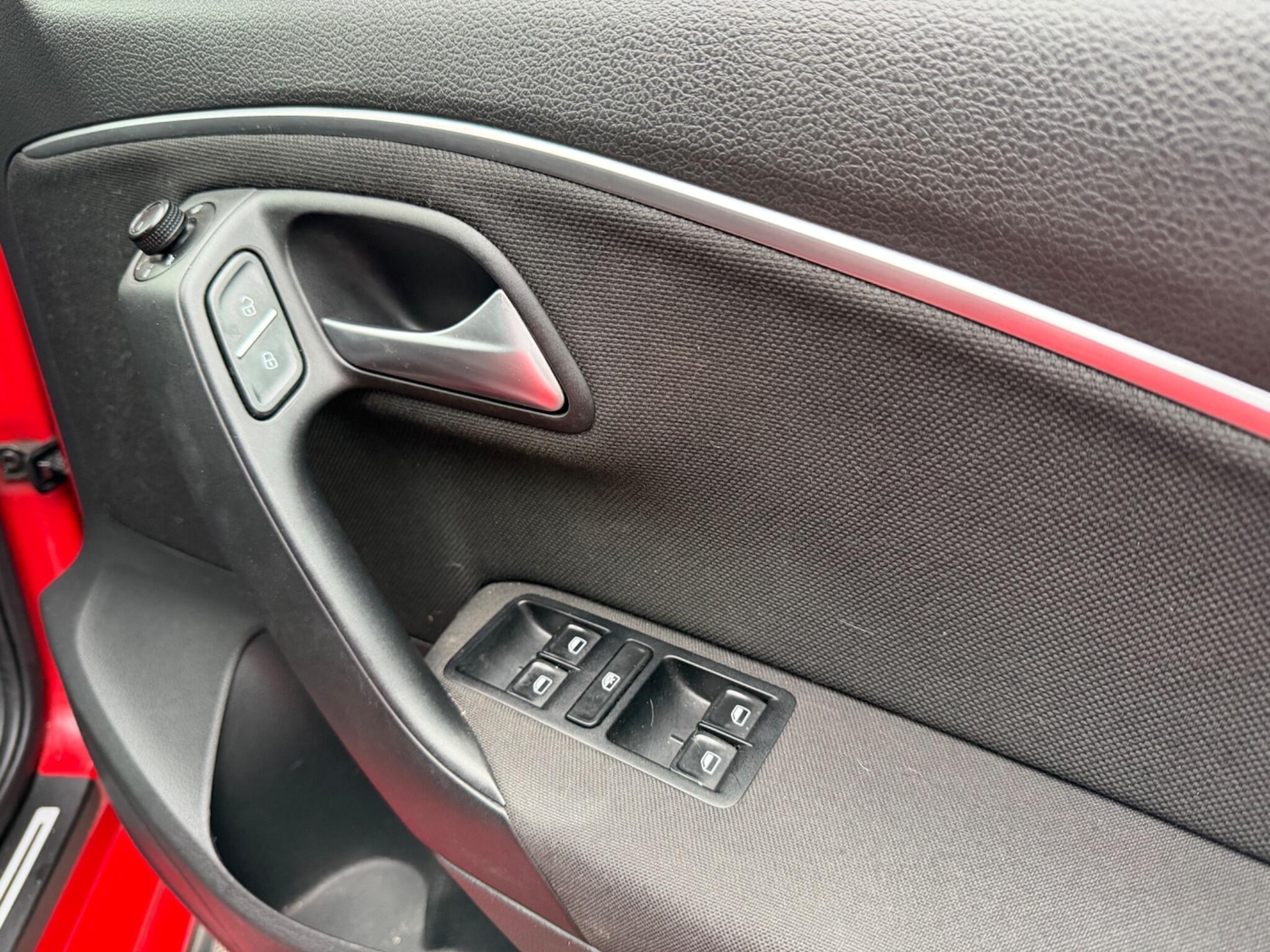 Used Volkswagen Polo 2016 for sale - 77214910: Photo 18