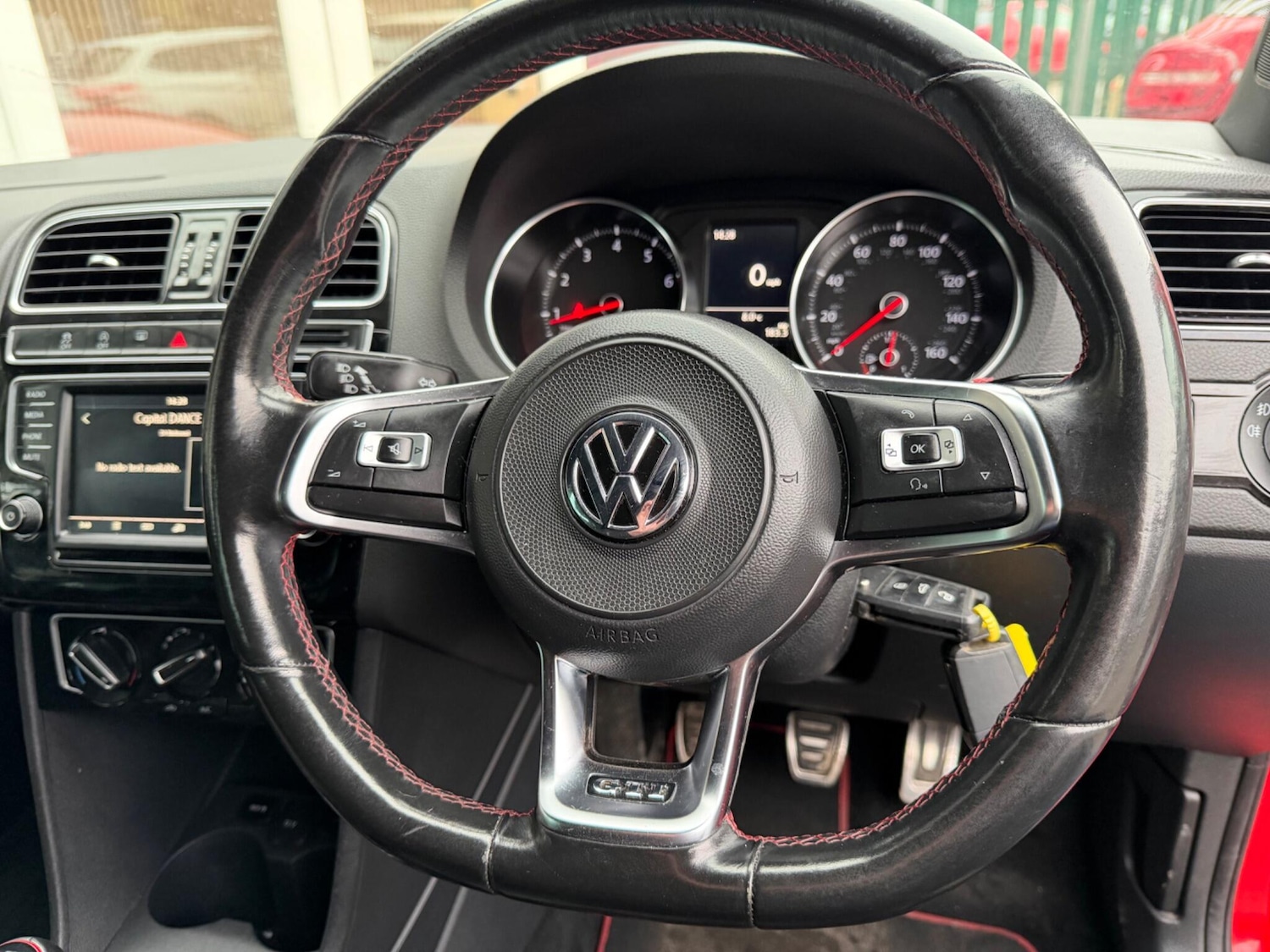 Used Volkswagen Polo 2016 for sale - 77214910: Photo 19