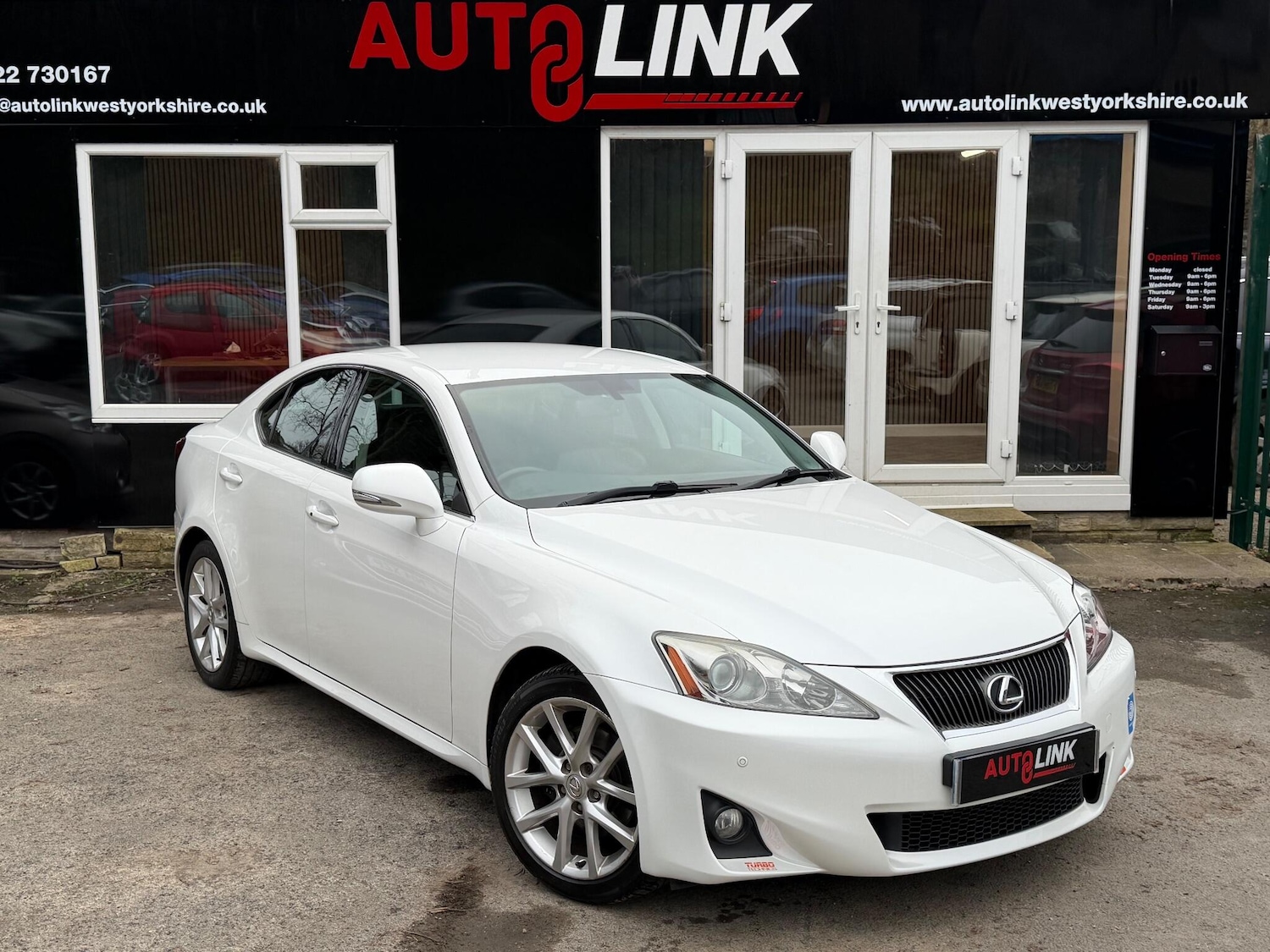 Used Lexus IS 2011 for sale - 77067087: Photo 1