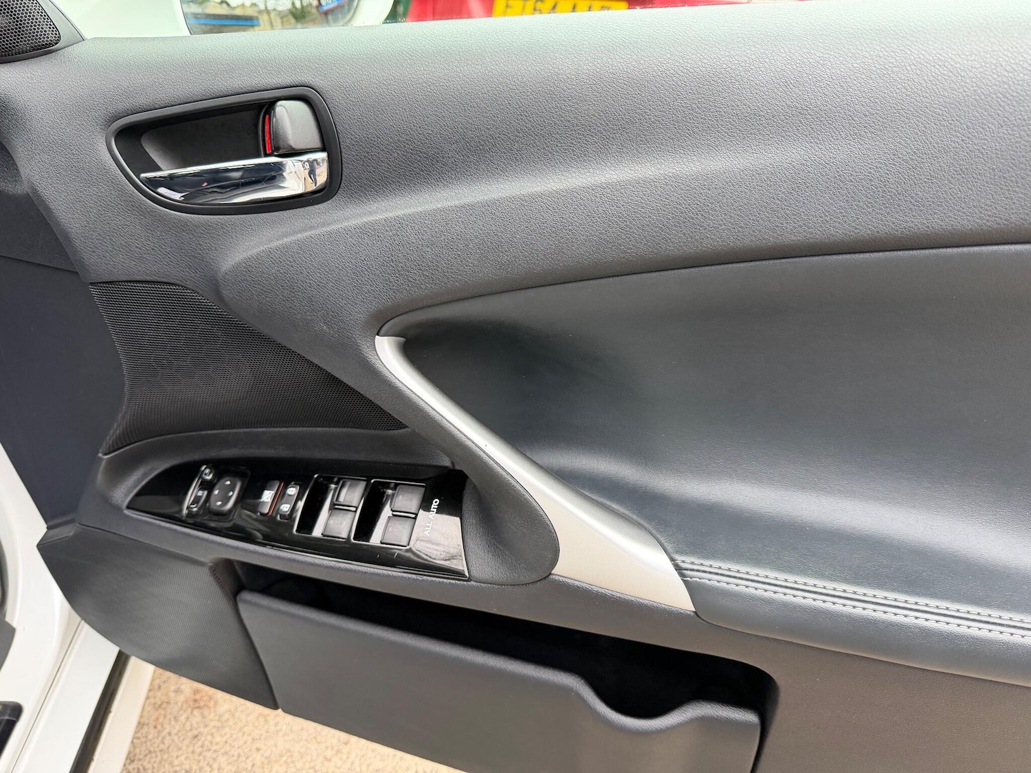 Used Lexus IS 2011 for sale - 77067087: Photo 11