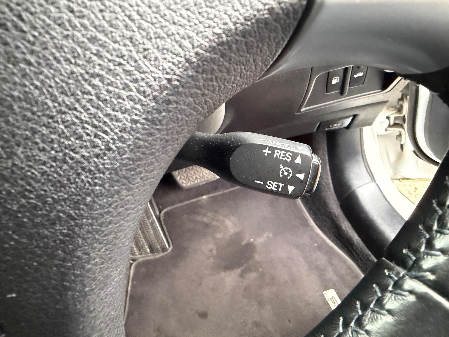 Used Lexus IS 2011 for sale - 77067087: Photo 17