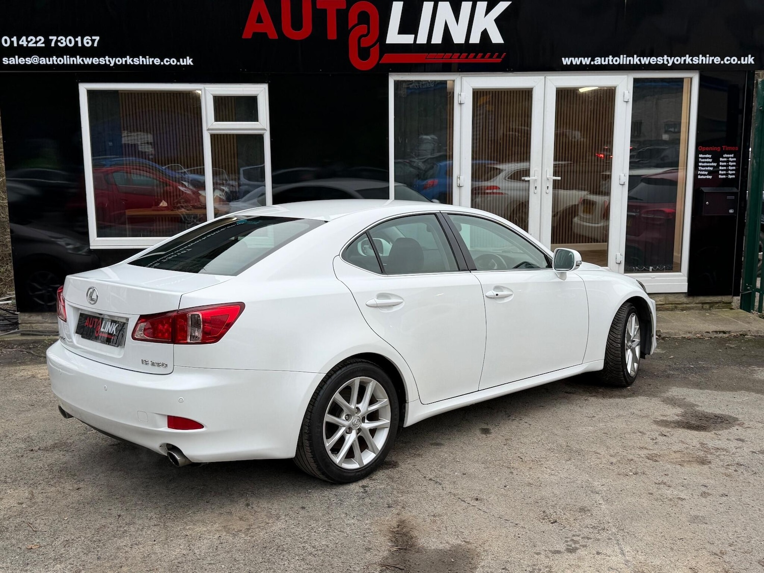 Used Lexus IS 2011 for sale - 77067087: Photo 6