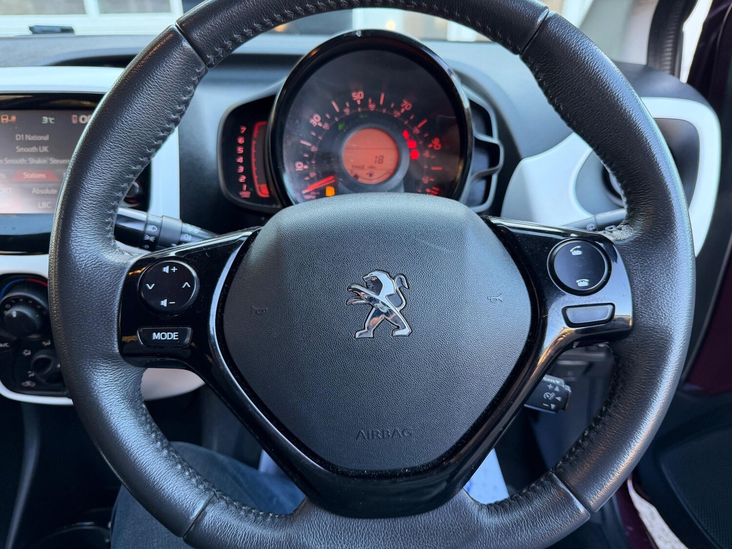 Used Peugeot 108 2014 for sale - 76957484: Photo 9