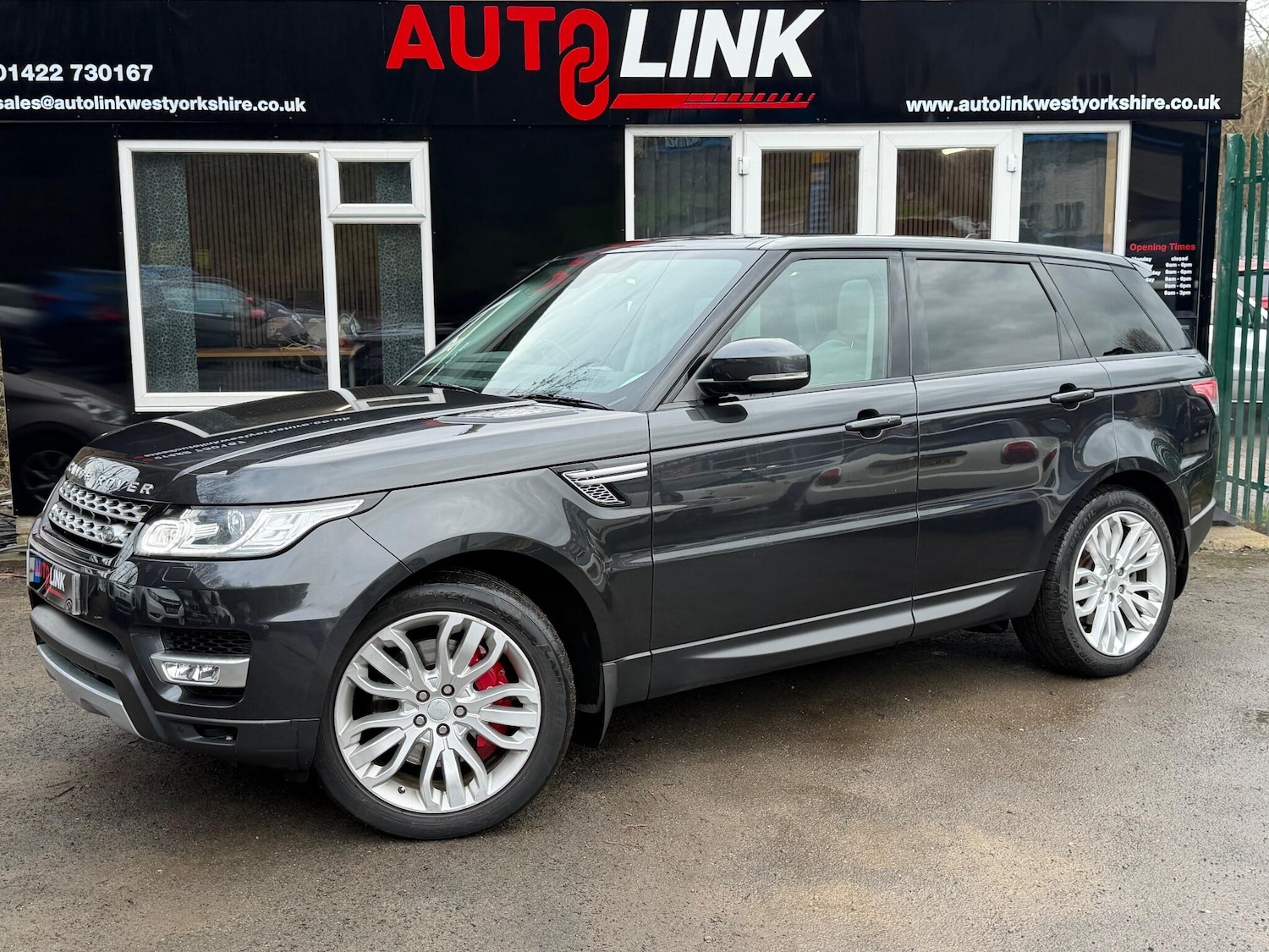 Used Land Rover Range Rover Sport 2015 for sale - 77155503: Photo 2
