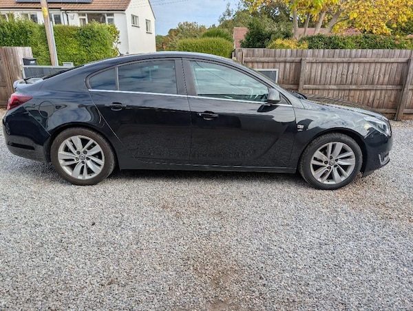 Used Vauxhall Insignia 2014 for sale - 76268570: Photo 8