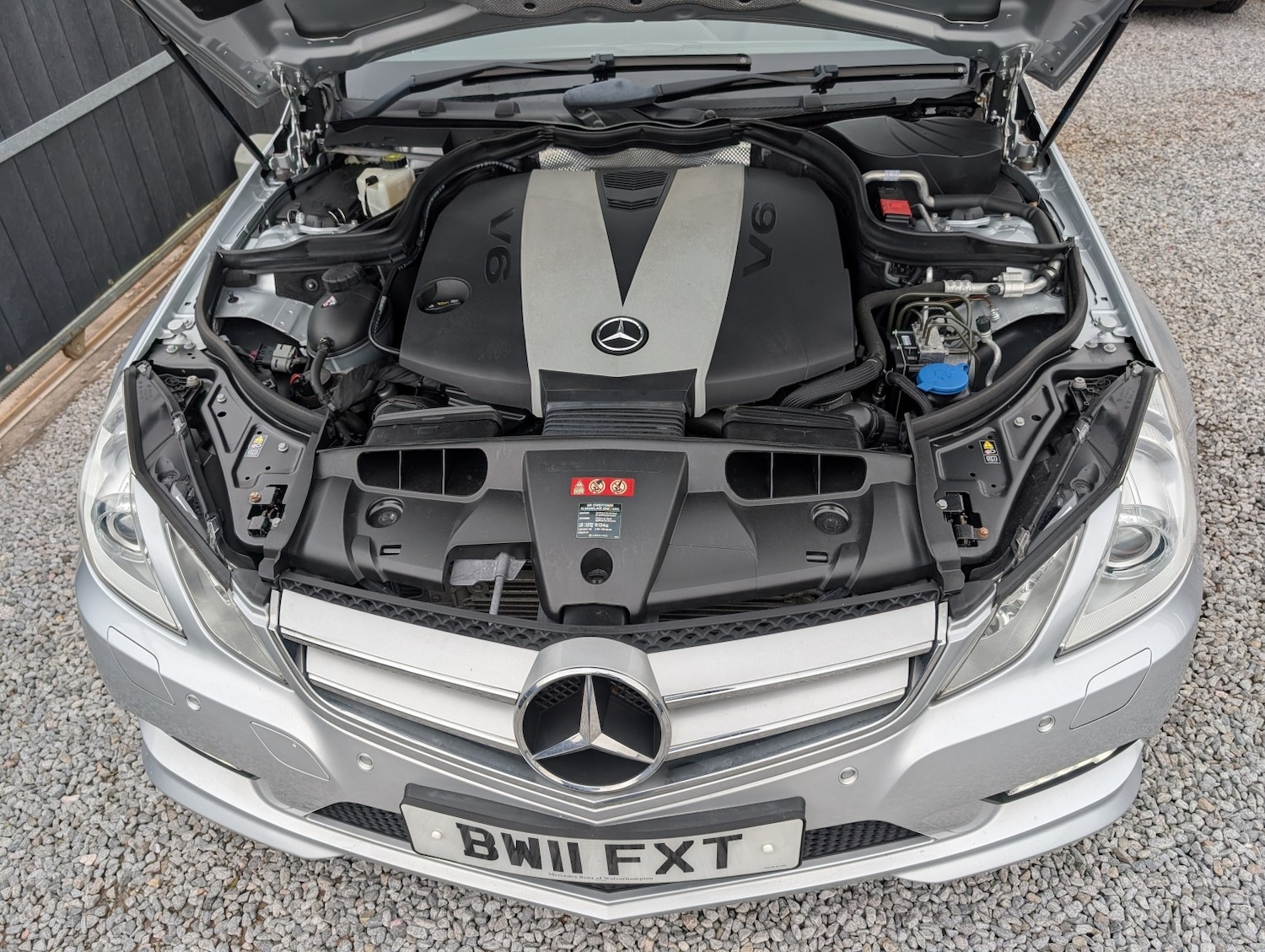 Used Mercedes-Benz E Class 2011 for sale - 77906518: Photo 10