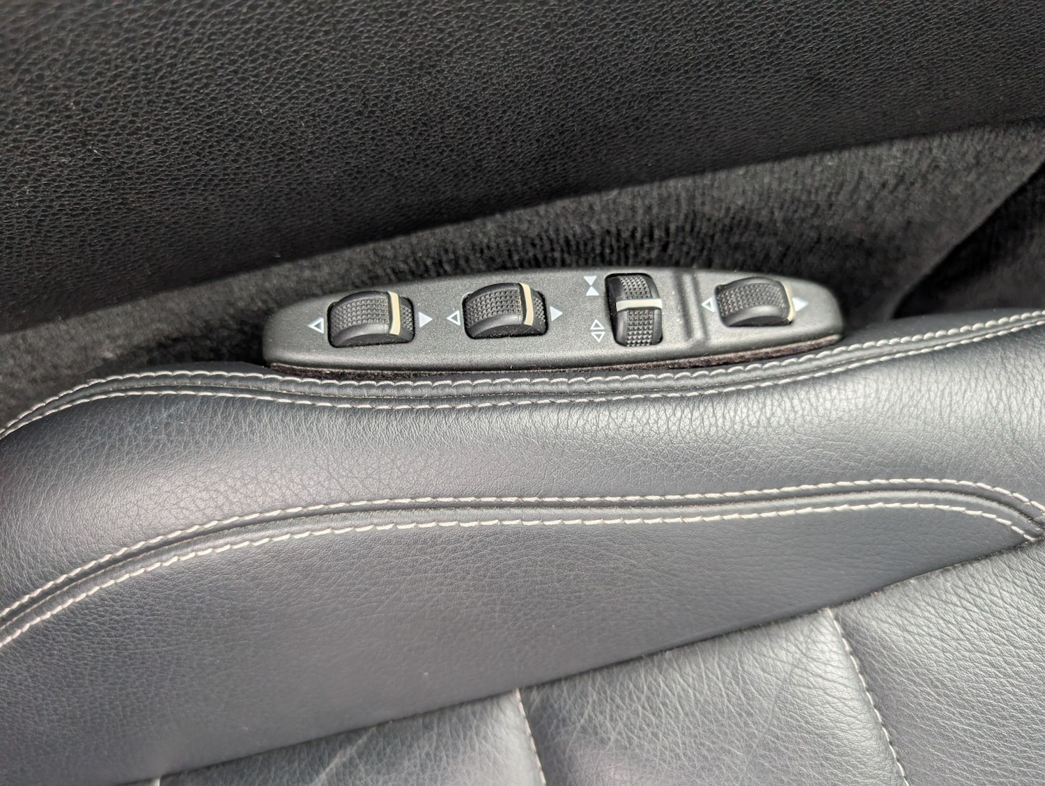 Used Mercedes-Benz E Class 2011 for sale - 77906518: Photo 13