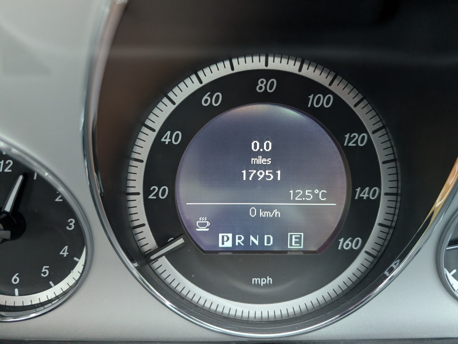 Used Mercedes-Benz E Class 2011 for sale - 77906518: Photo 15