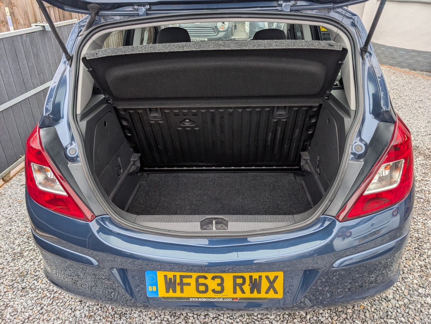 Used Vauxhall Corsa 2013 for sale - 77687621: Photo 6