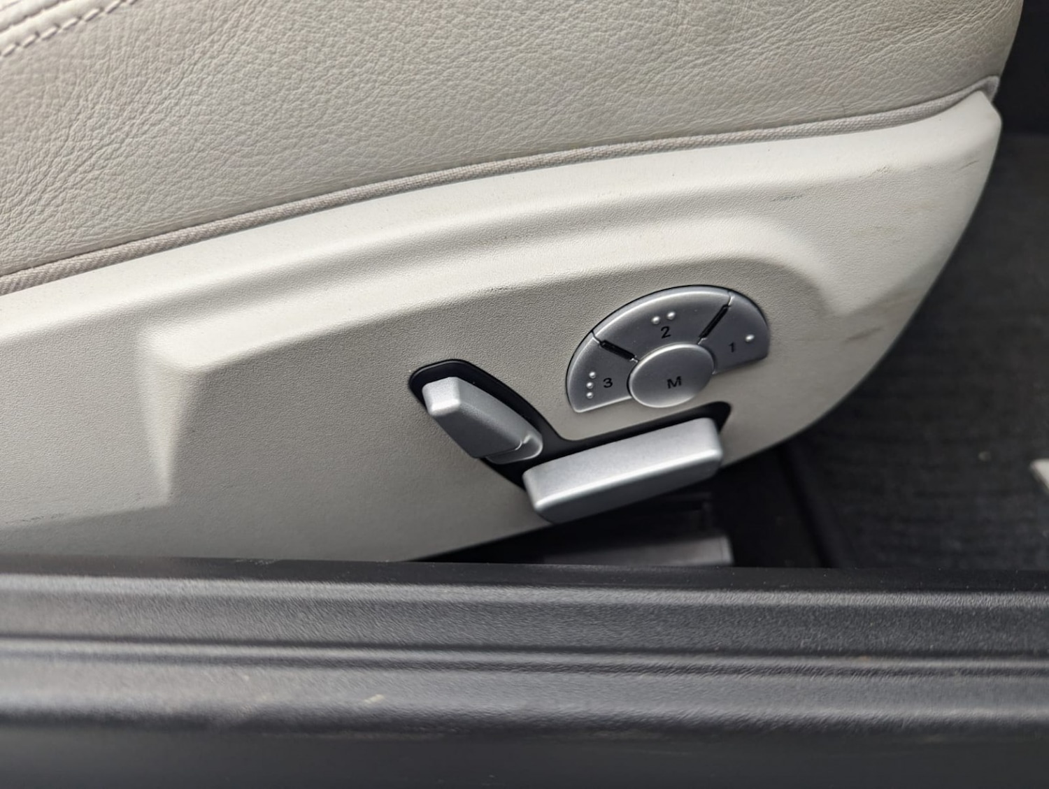 Used Mercedes-Benz SLK 2005 for sale - 78155471: Photo 5