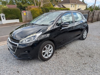 Used Peugeot 208 2015 for sale - 78577844: Photo