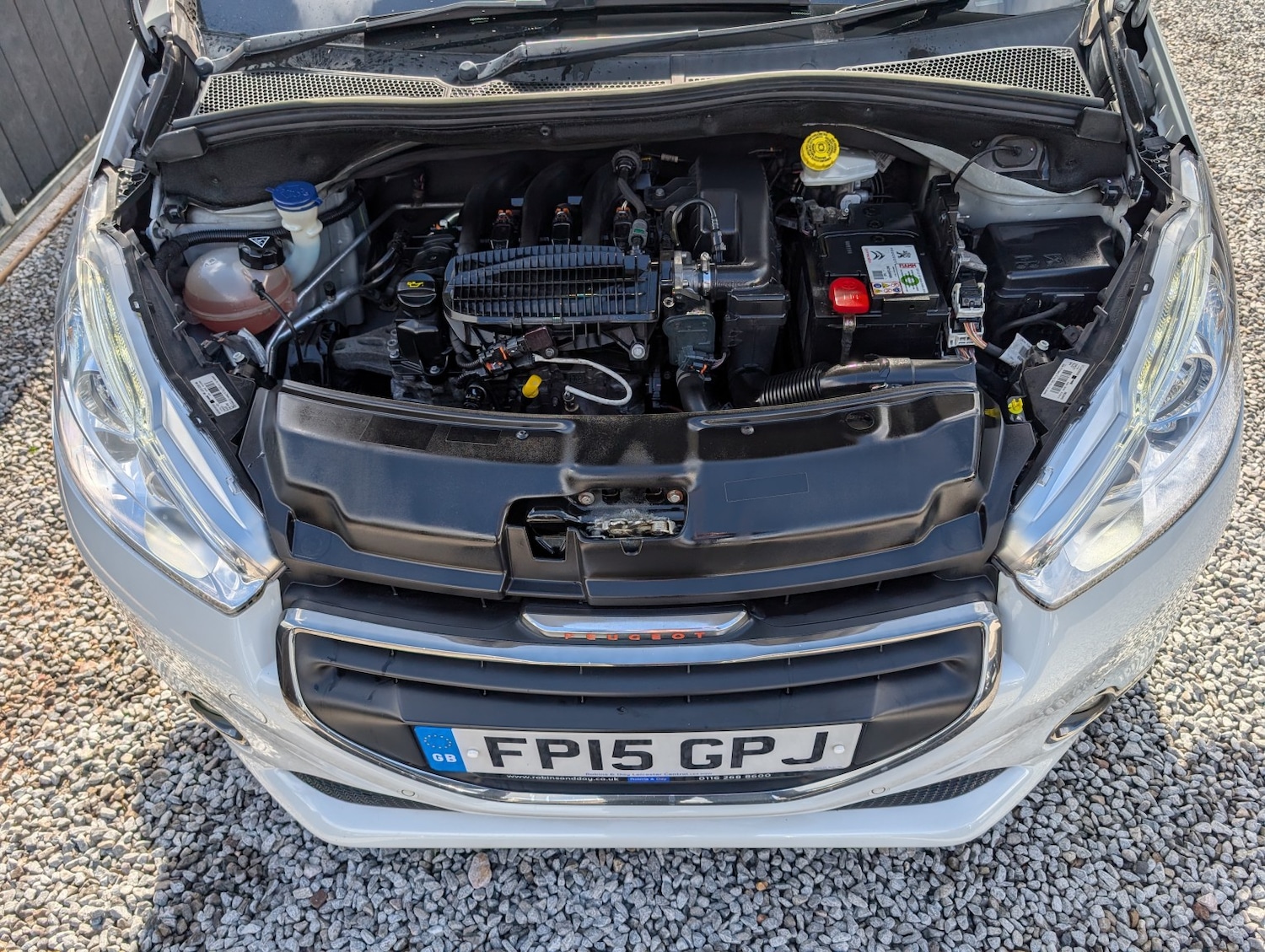 Used Peugeot 208 2015 for sale - 77836840: Photo 7