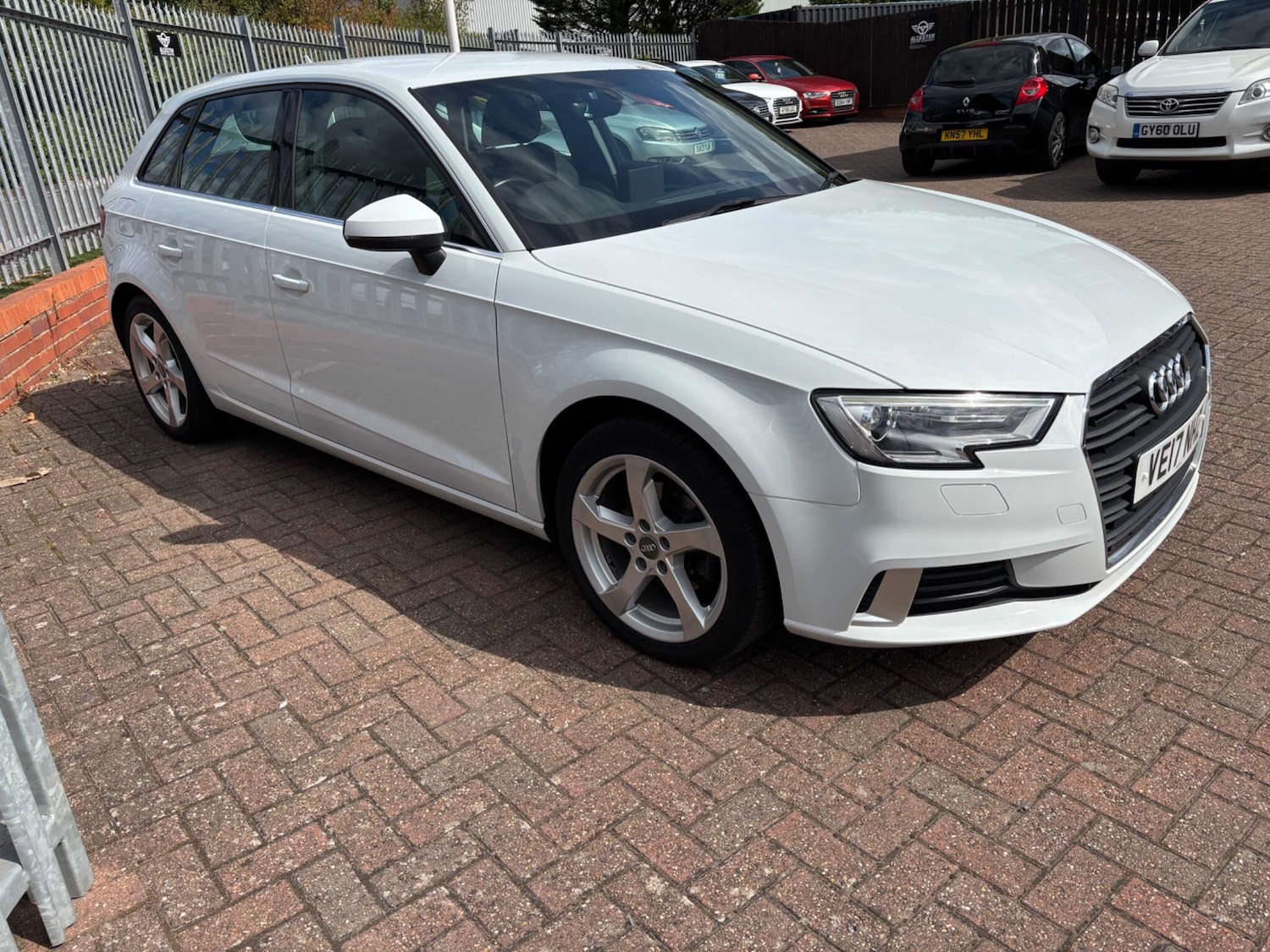 Used Audi A3 2017 for sale - 77057403: Photo 4