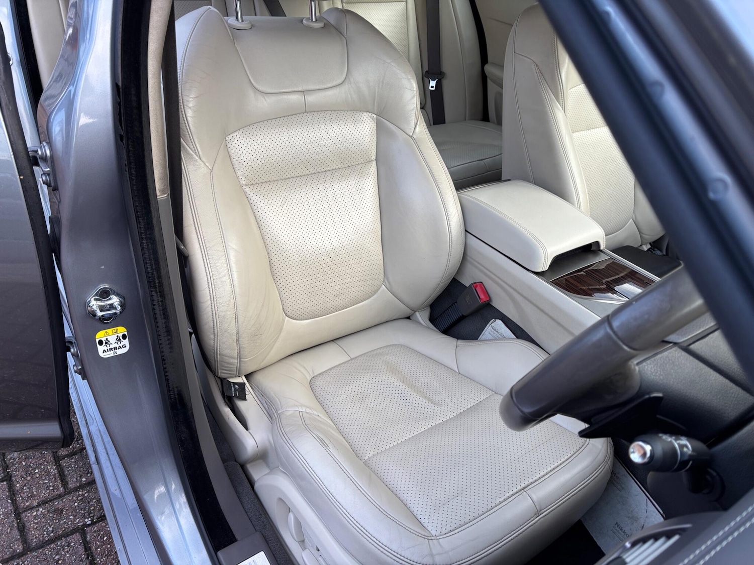 Used Jaguar XF 2010 for sale - 76802390: Photo 11