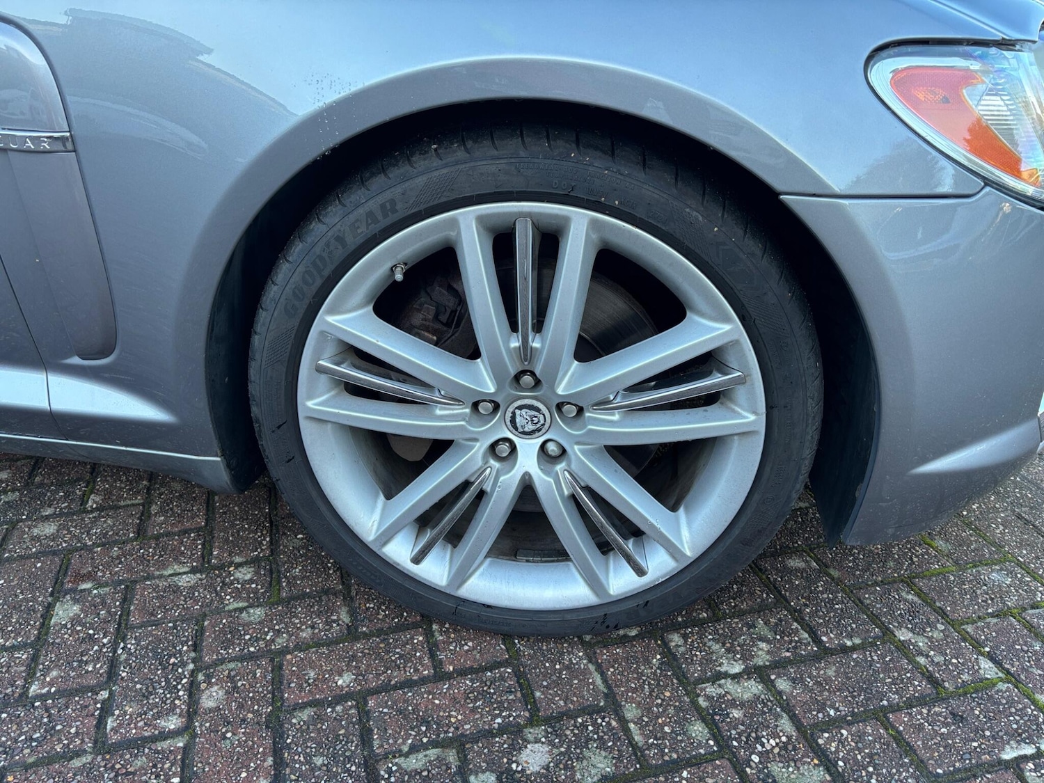 Used Jaguar XF 2010 for sale - 76802390: Photo 28