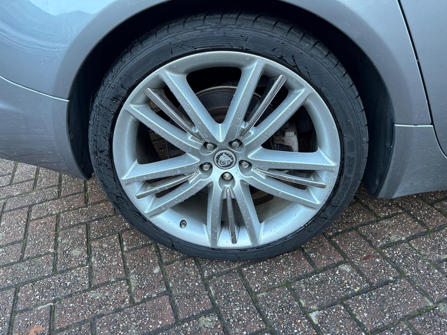 Used Jaguar XF 2010 for sale - 76802390: Photo 29