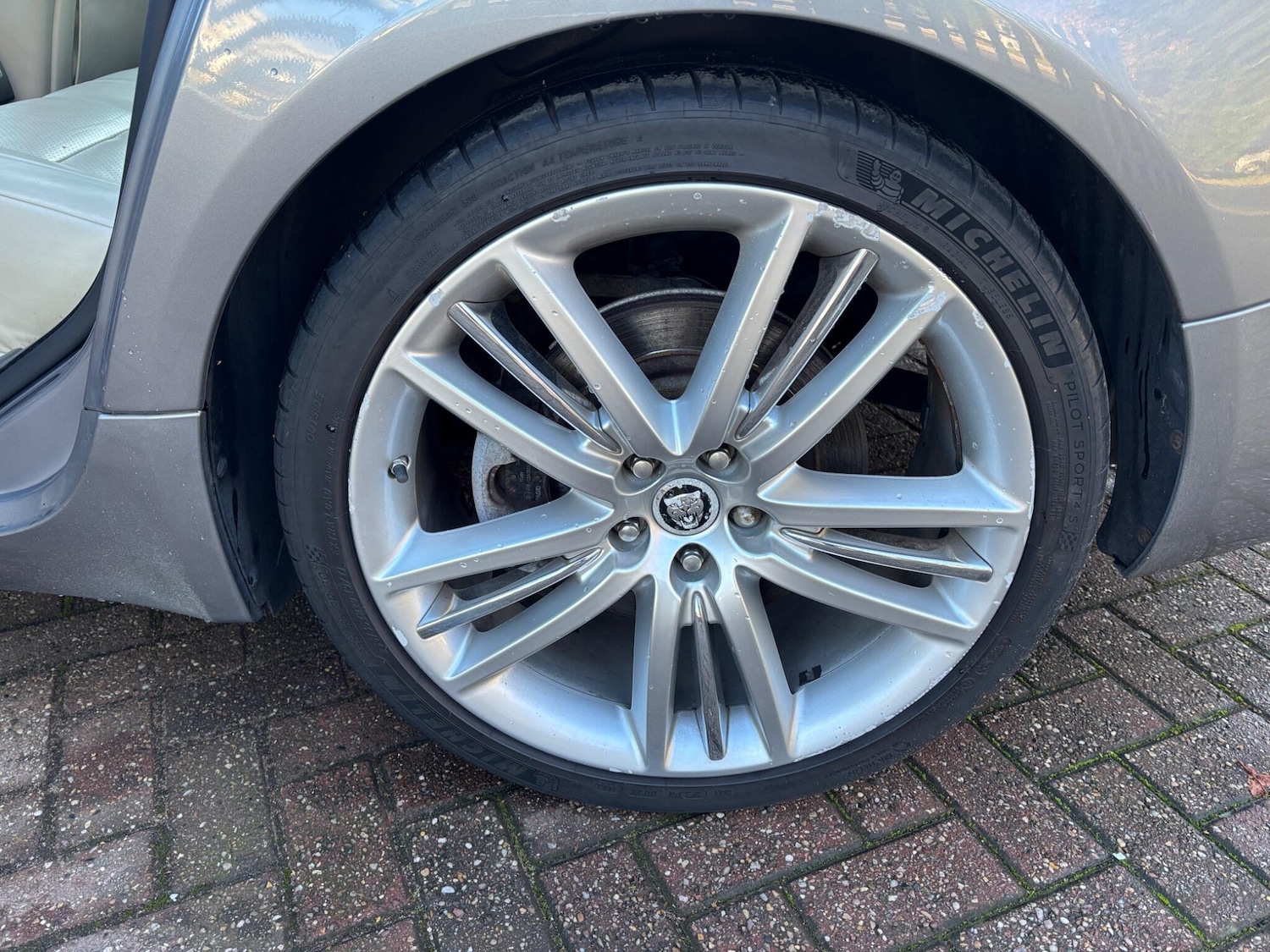 Used Jaguar XF 2010 for sale - 76802390: Photo 30