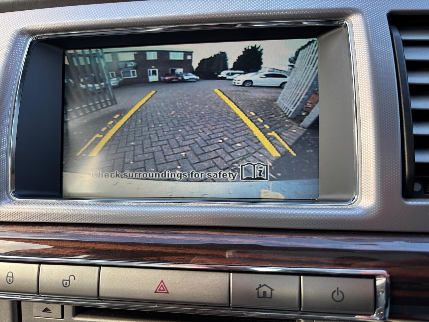 Used Jaguar XF 2010 for sale - 76802390: Photo 33