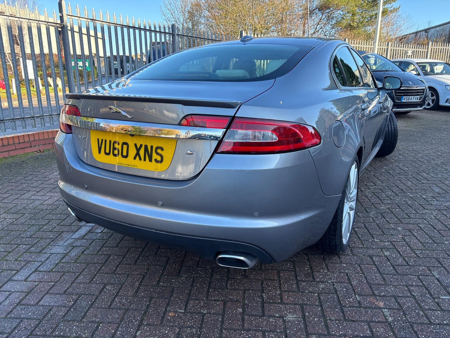 Used Jaguar XF 2010 for sale - 76802390: Photo 8