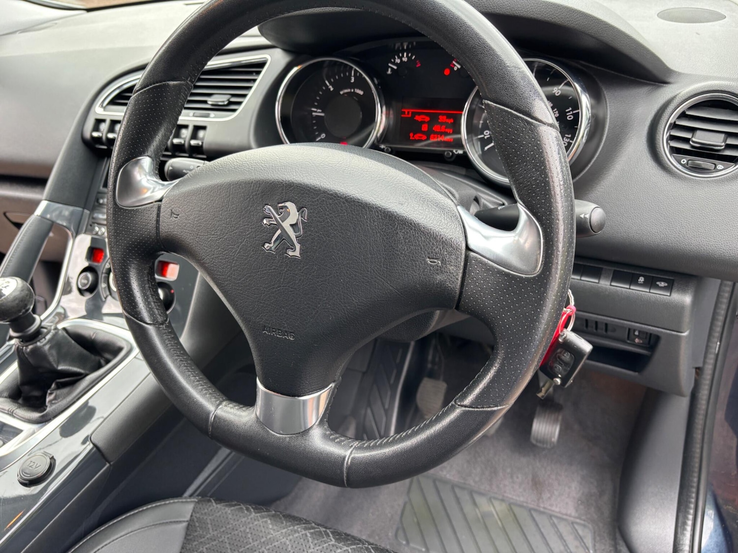 Used Peugeot 3008 2015 for sale - 76498713: Photo 20