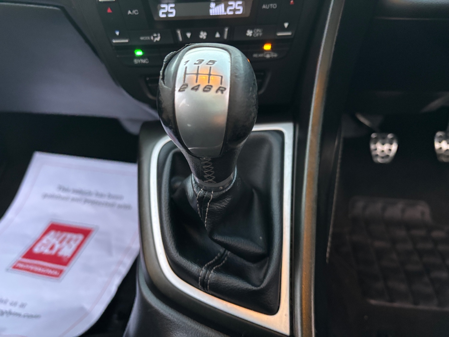 Used Honda Civic 2014 for sale - 76884682: Photo 22