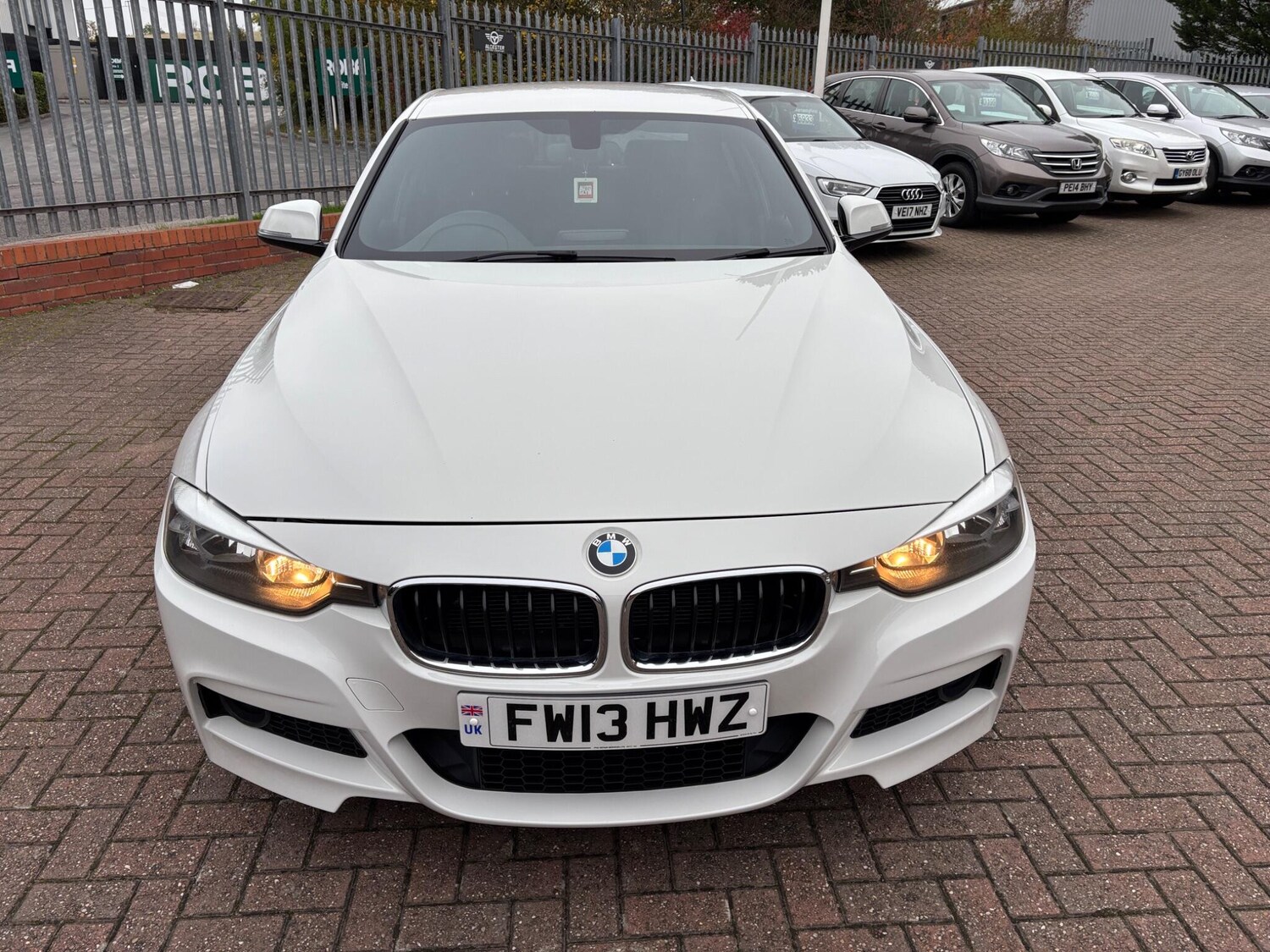 Used BMW 3 Series 2013 for sale - 76284029: Photo 11