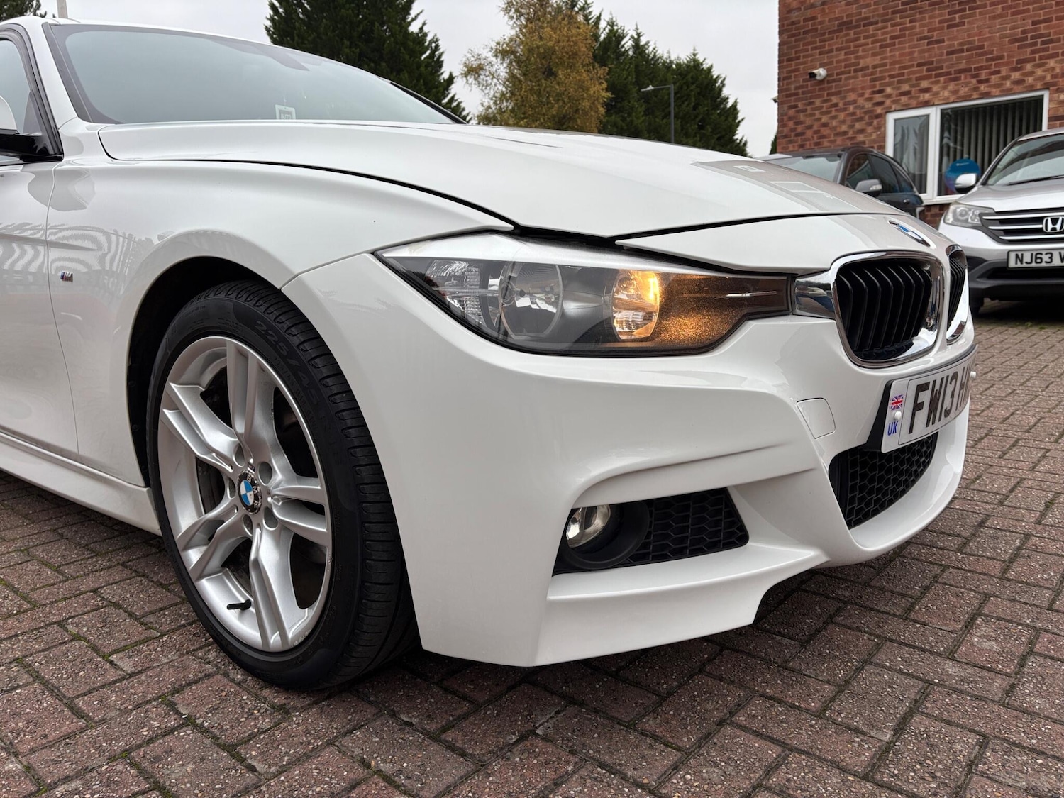 Used BMW 3 Series 2013 for sale - 76284029: Photo 8