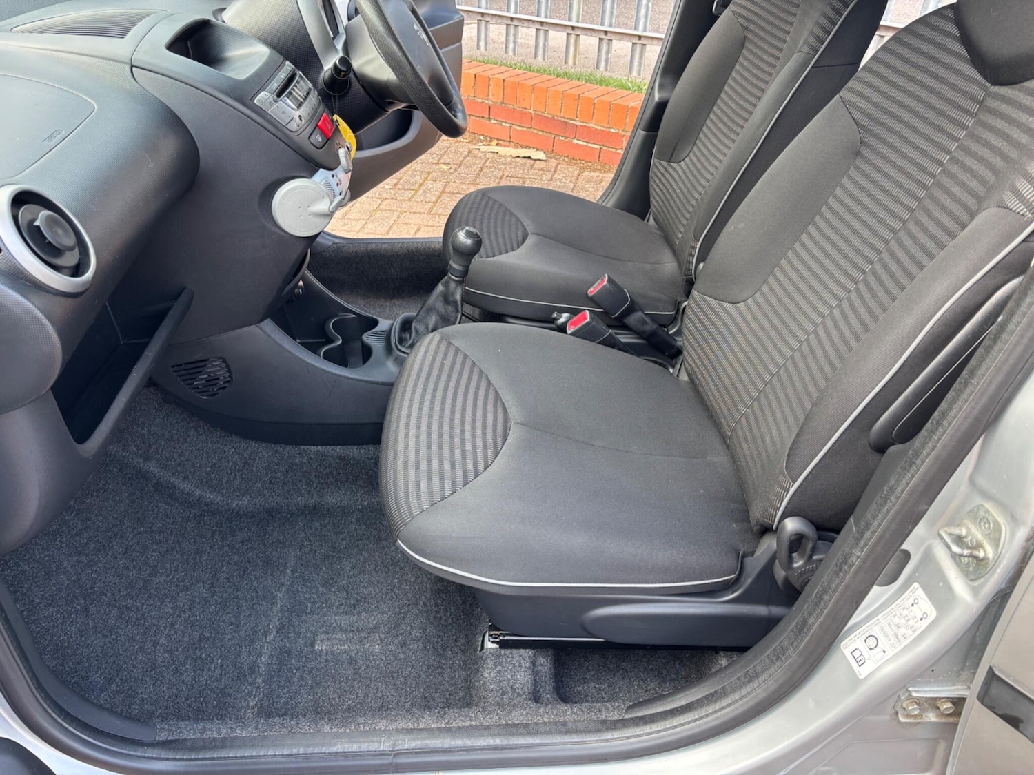 Used Peugeot 107 for sale - 76539181: Photo 14