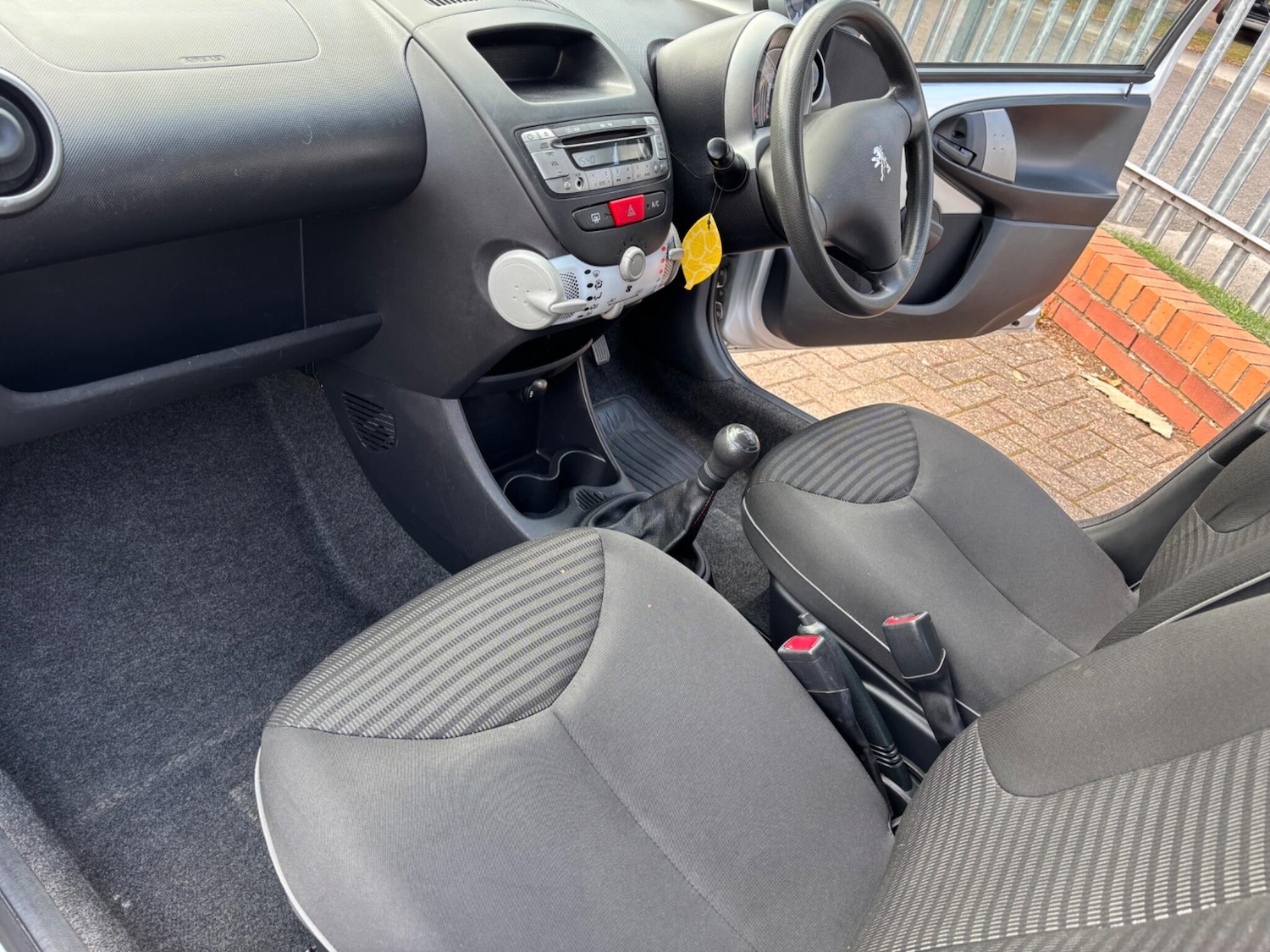 Used Peugeot 107 for sale - 76539181: Photo 15