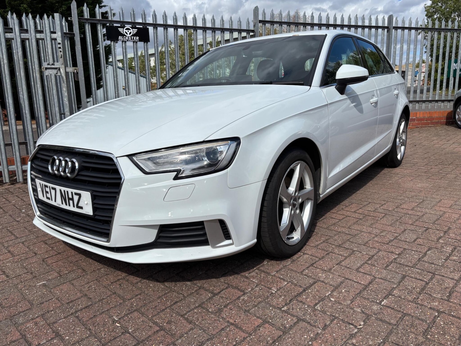 Used Audi A3 2017 for sale - 76537804: Photo 6