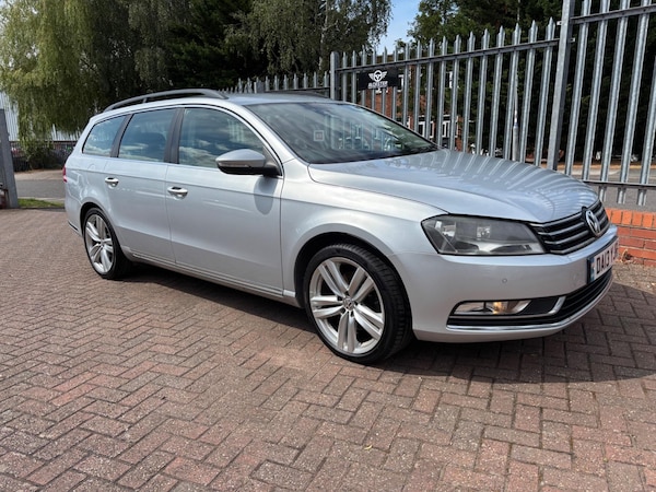 Used Volkswagen Passat 2013 for sale - 75279638: Photo 2