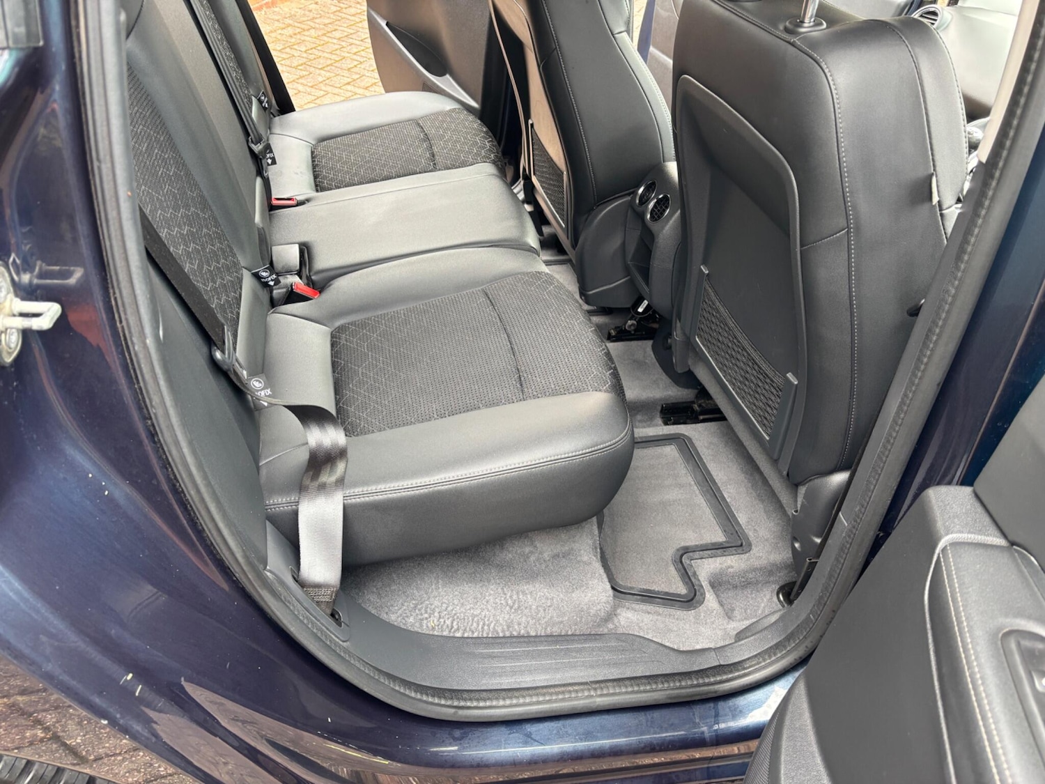 Used Peugeot 3008 2015 for sale - 77057400: Photo 12