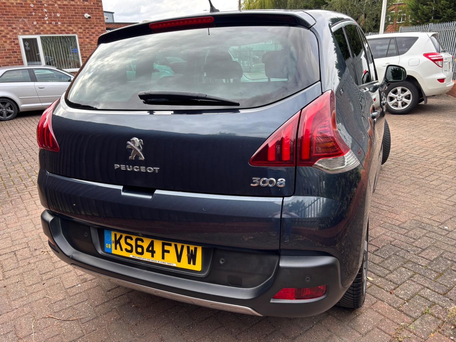 Used Peugeot 3008 2015 for sale - 77057400: Photo 6