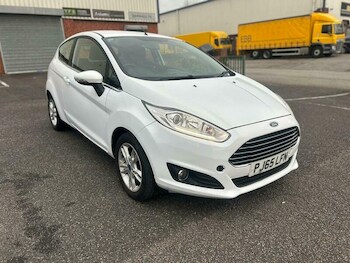 Used Ford Fiesta 2015 for sale - 79094295: Photo