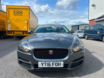 Used Jaguar XE 2016 for sale - 79696190: Photo