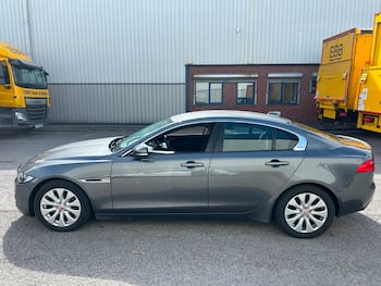 Used Jaguar XE 2016 for sale - 79696190: Photo