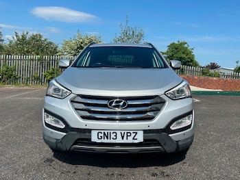 Used Hyundai Santa Fe 2013 for sale - 79094304: Photo