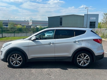 Used Hyundai Santa Fe 2013 for sale - 79094304: Photo