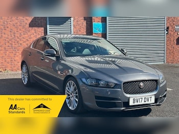 Used Jaguar XE 2017 for sale - 79094291: Photo